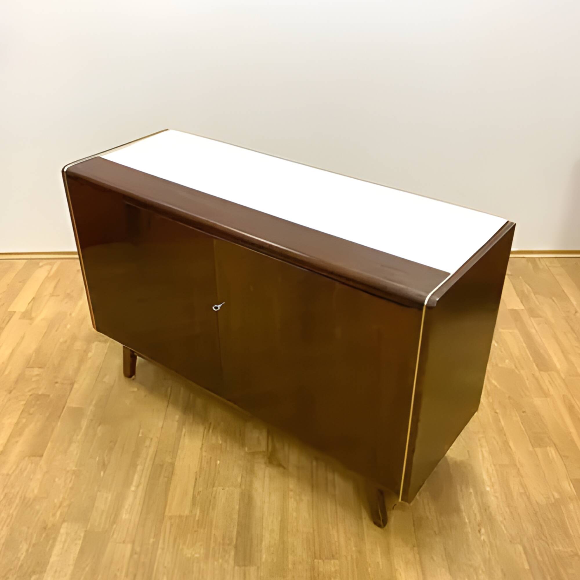 Meuble rétro de Bohumil Landsman pour Jitona, style bruxellois, années 1960