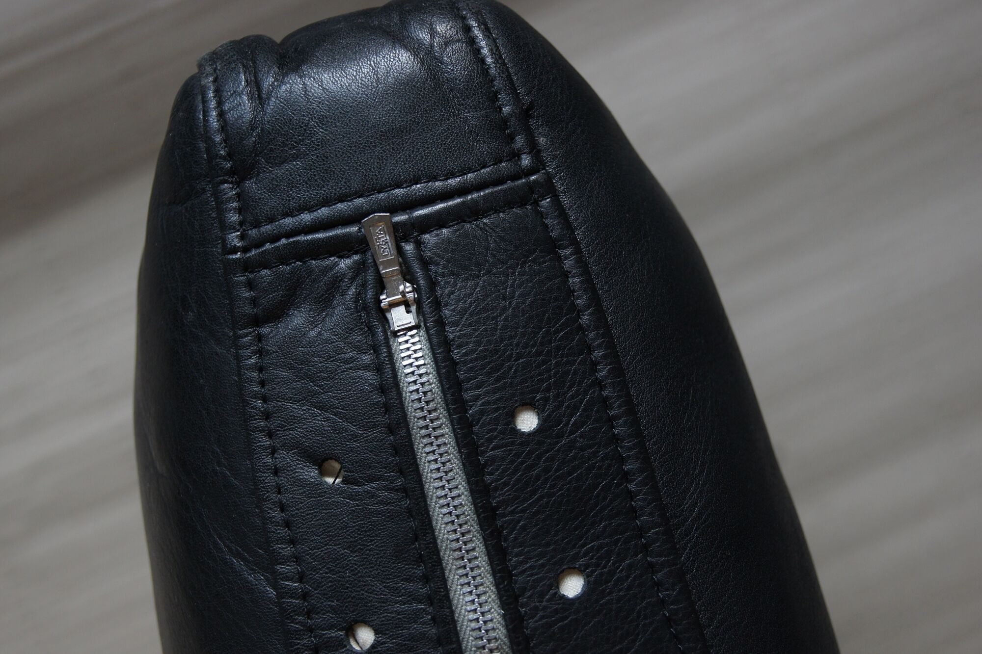 Canapé Capella par Illum Wikkelsø pour Niels Eilersen, années 1960