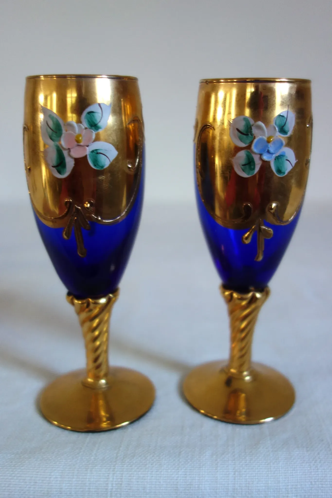 6 vintage cobalt blue and gold Murano aperitif glasses