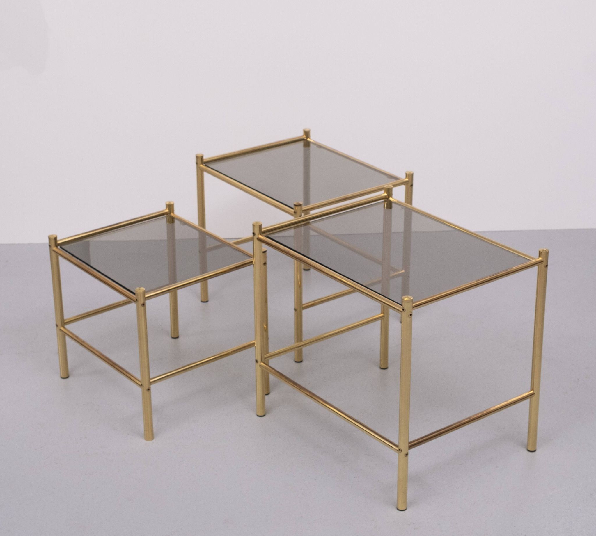 Brass nesting tables Hollywood Regency 1970s France
