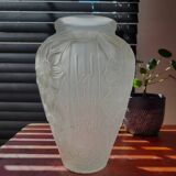 Vaas art déco en persglas givré avec décor floral, Frankrijk