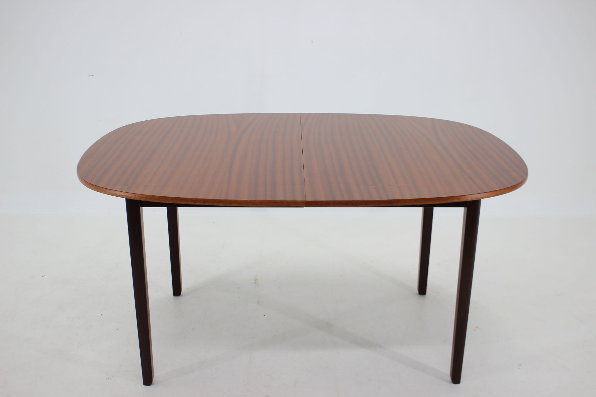 1960s Ole Wanscher Extendable Mahogany Dining Table by P. Jeppesen