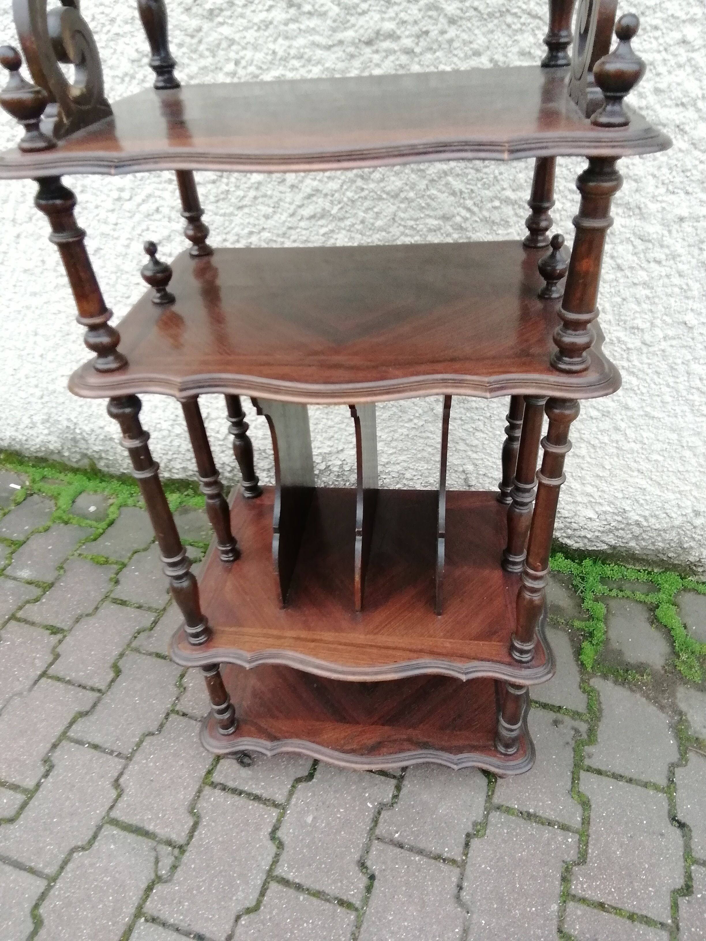 Furniture locker to music
