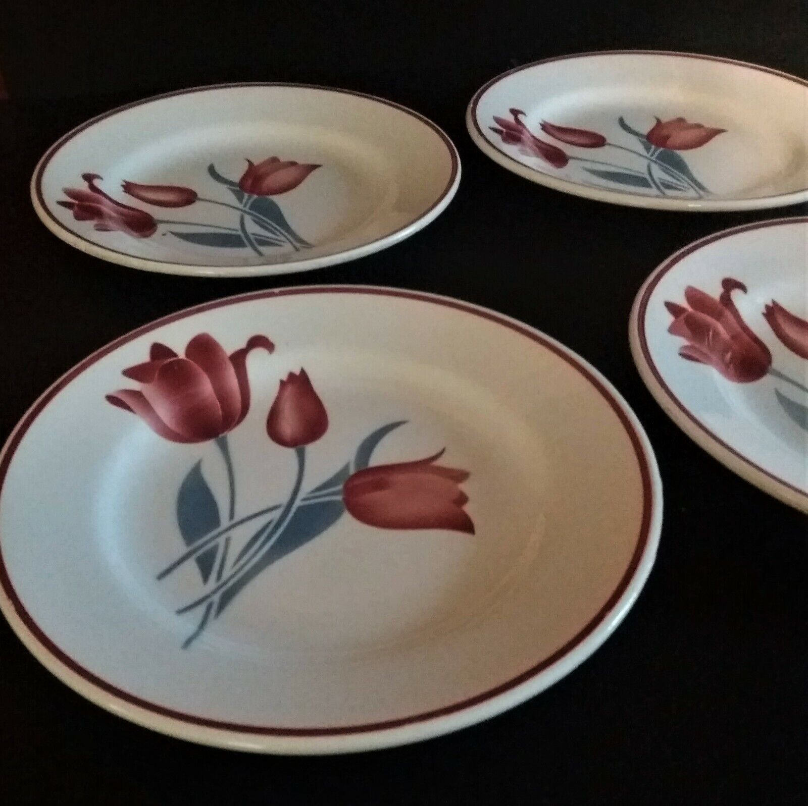 Series of six Orchies earthenware dessert plates model Simone