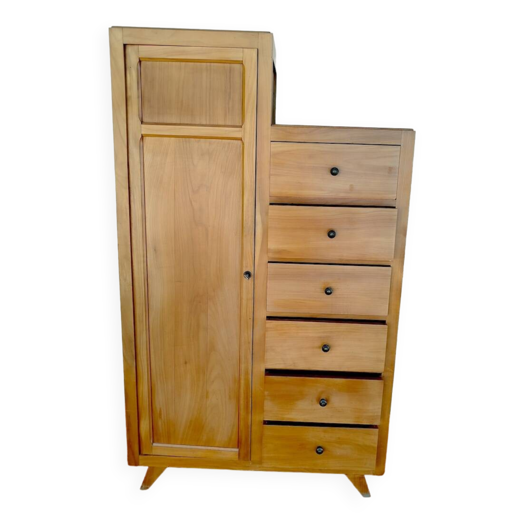 Asymmetrical furniture with compass feet from the 50s/60s