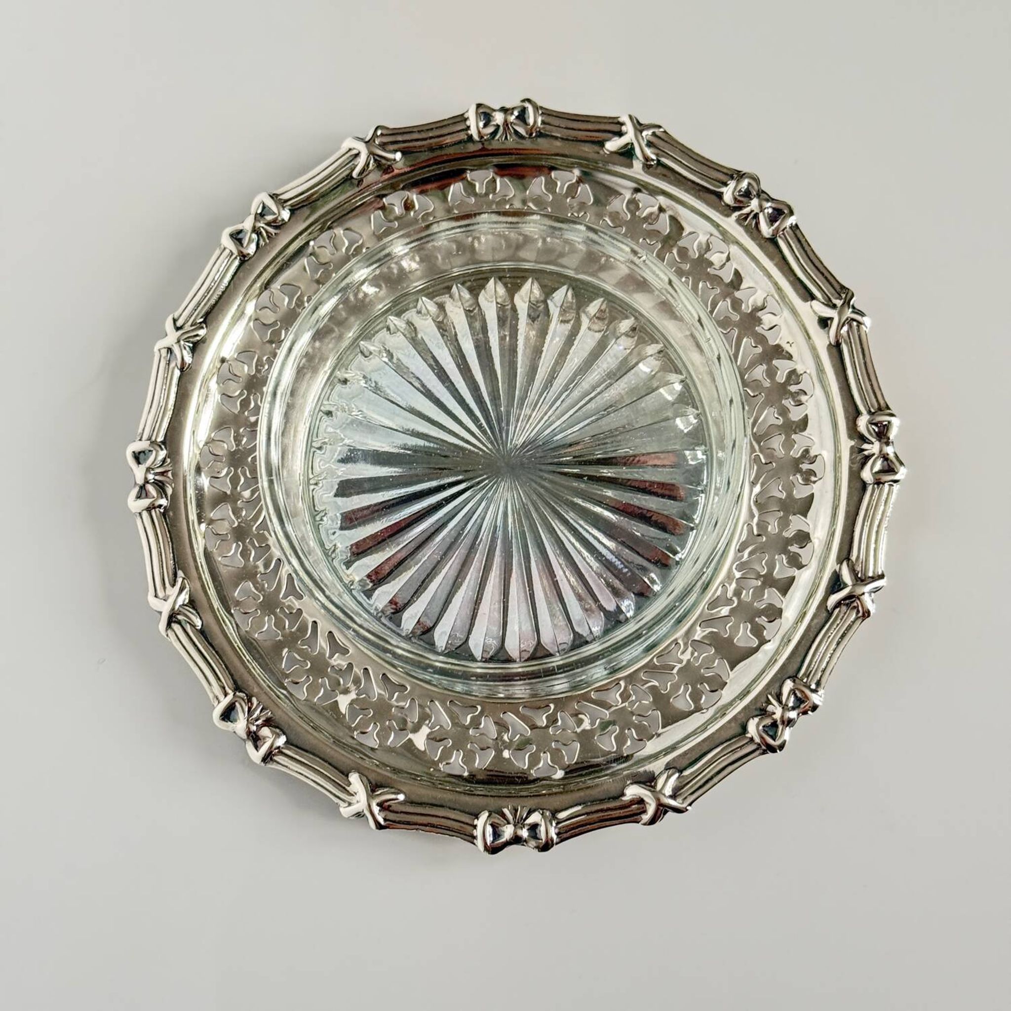 Silver metal ramekin with glass insert, ribbons, bows