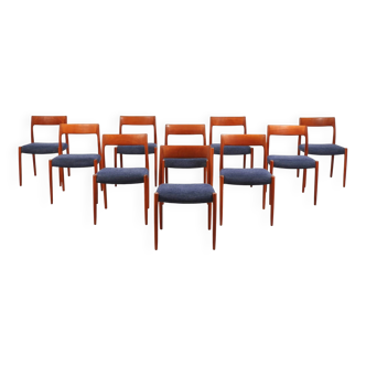 Set of 10 Niels Moller No. 77 teak dining chairs blue wool