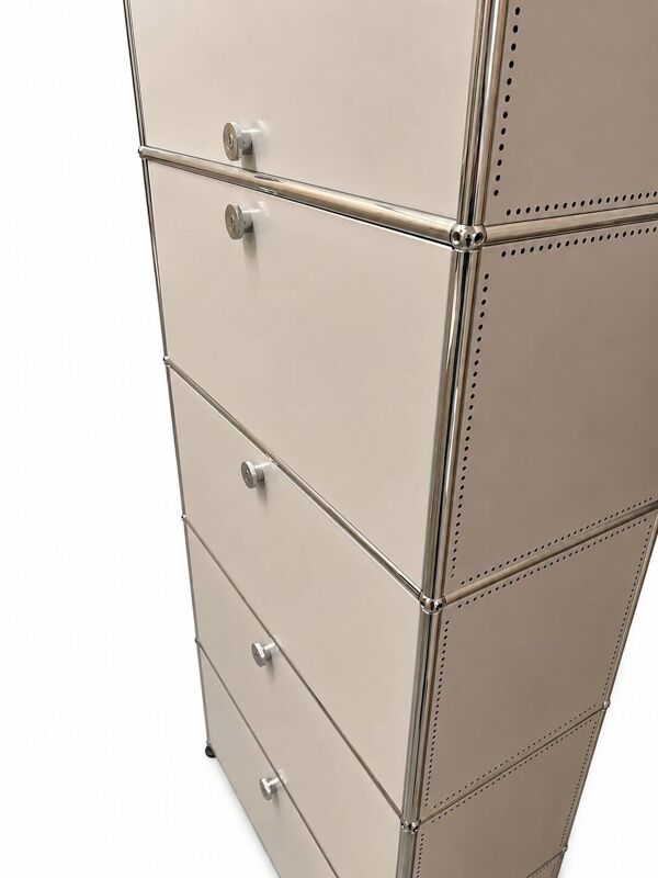 Meuble de rangement USM