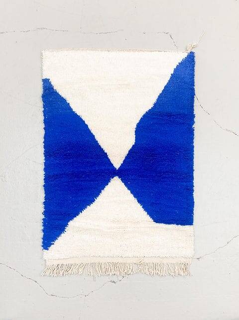 Traditional handmade Berber rug 250cmx150cm