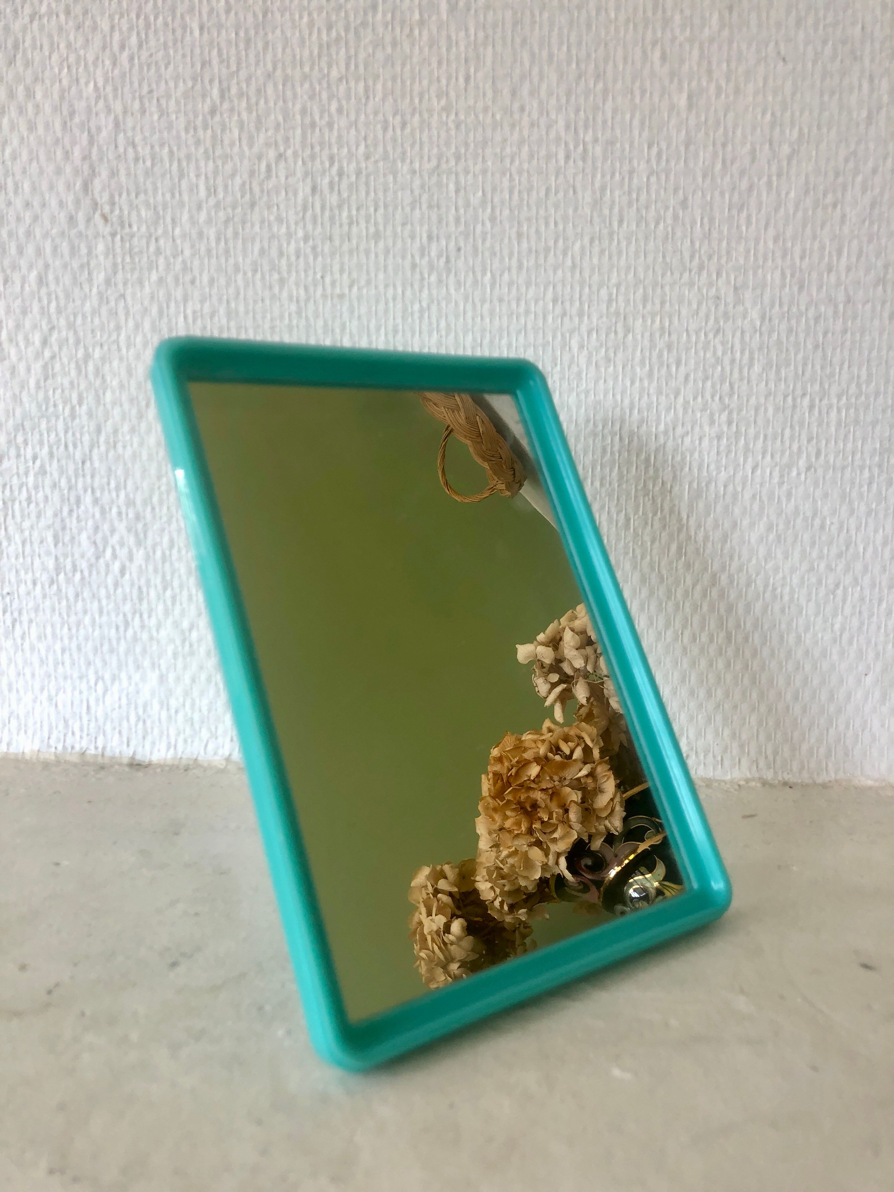 Miroir de salle de bain vintage