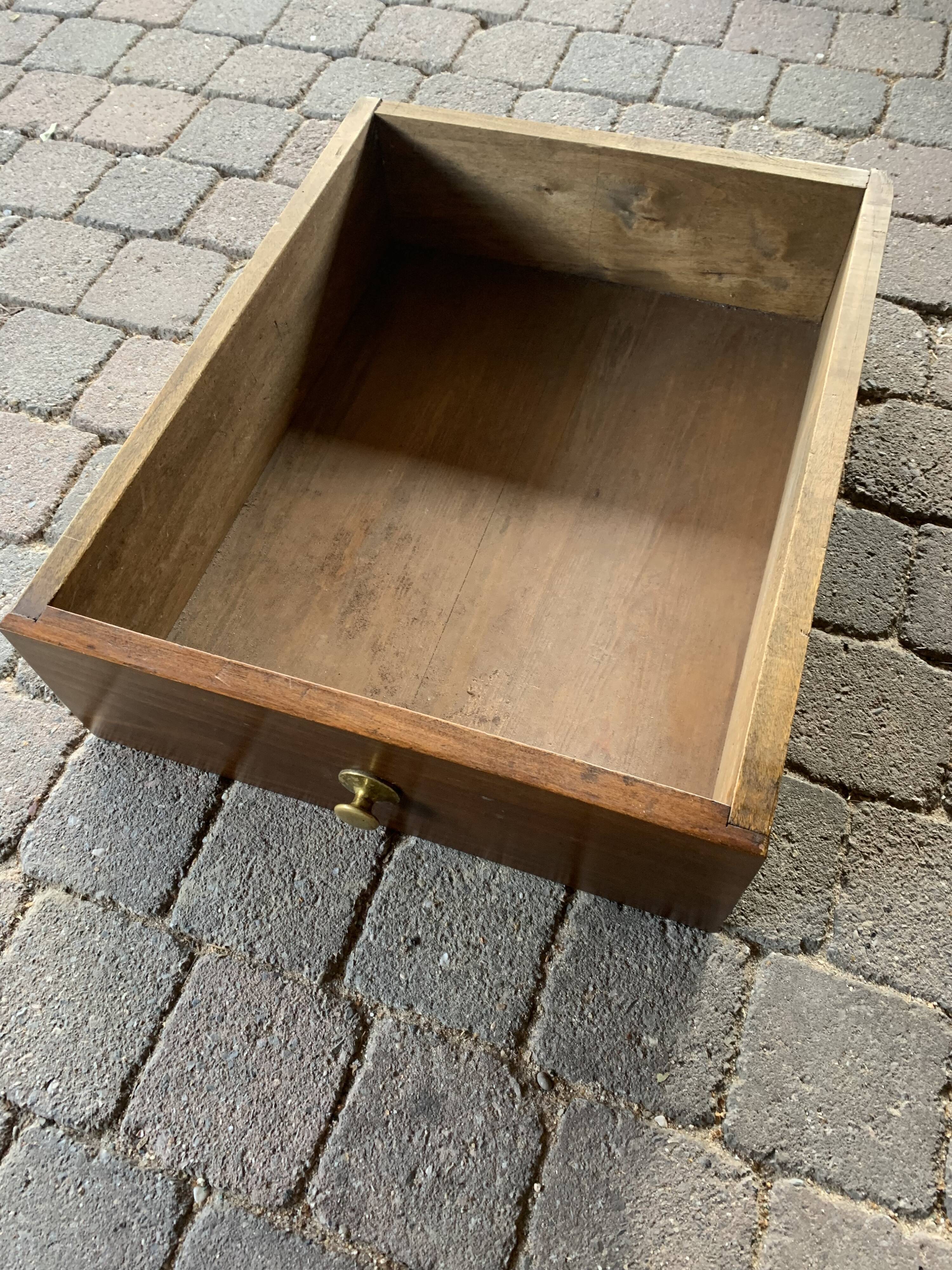 Campaign cabinet