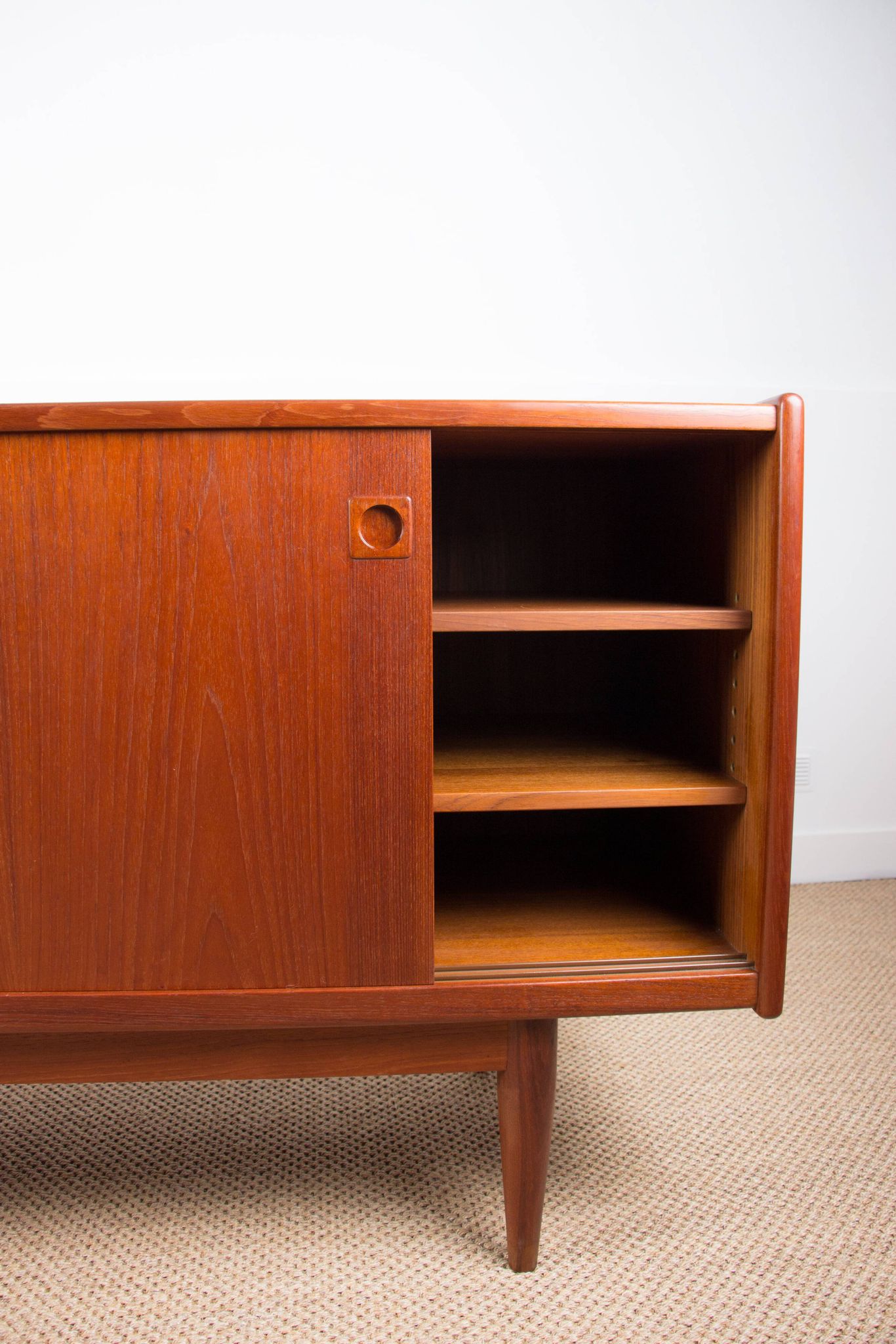Enfilade Danoise en Teck 200 cm, modèle 31b, par Johannes Andersen 1960.