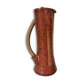 Free-form sandstone pitcher
