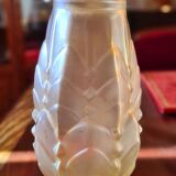 Vase Art déco en opaline