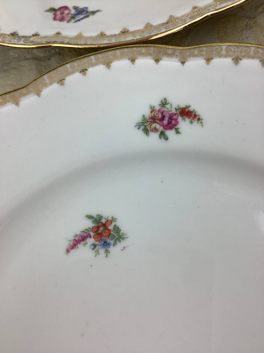 6 flat plates porcelain Limoges France