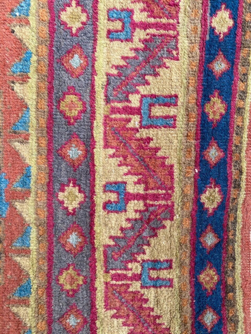 Vintage carpet sinkiang caucasian designs 92x150 cm