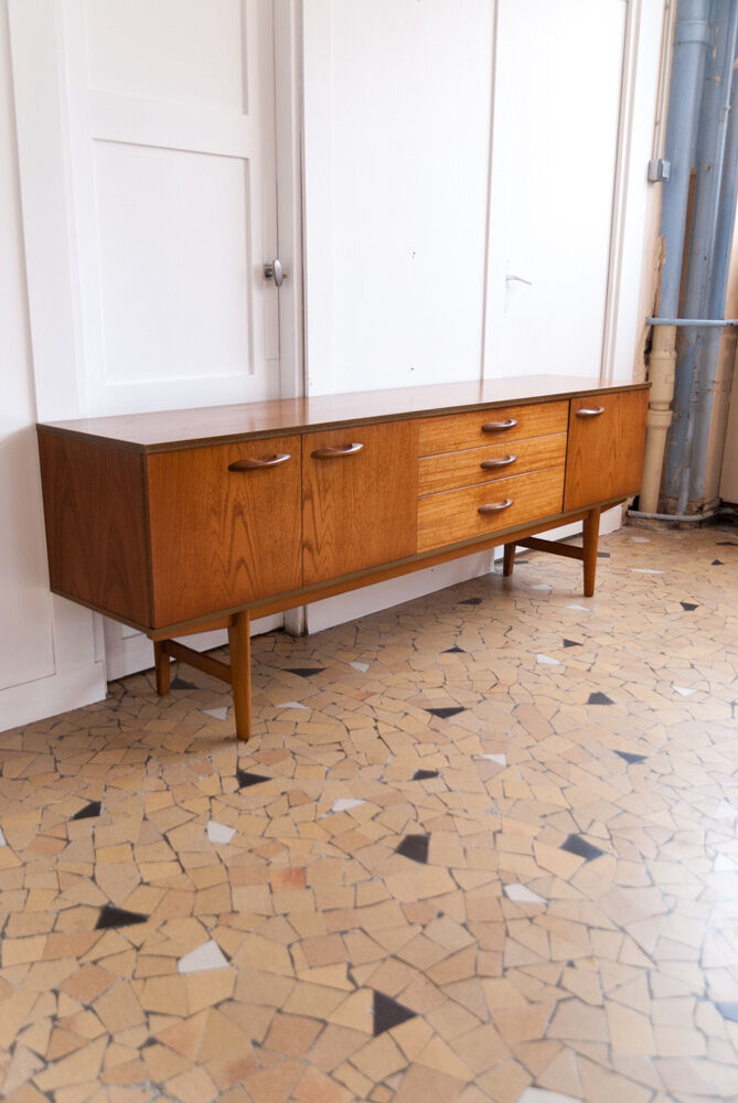 Teak sideboard by Avalon