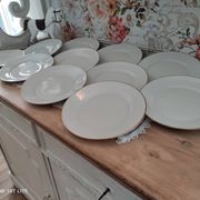 Set of 11 flat plates in porcelain Bavaria beige bordered gold model Jutta