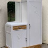 Asymmetrical Parisian Art Deco wardrobe 1930