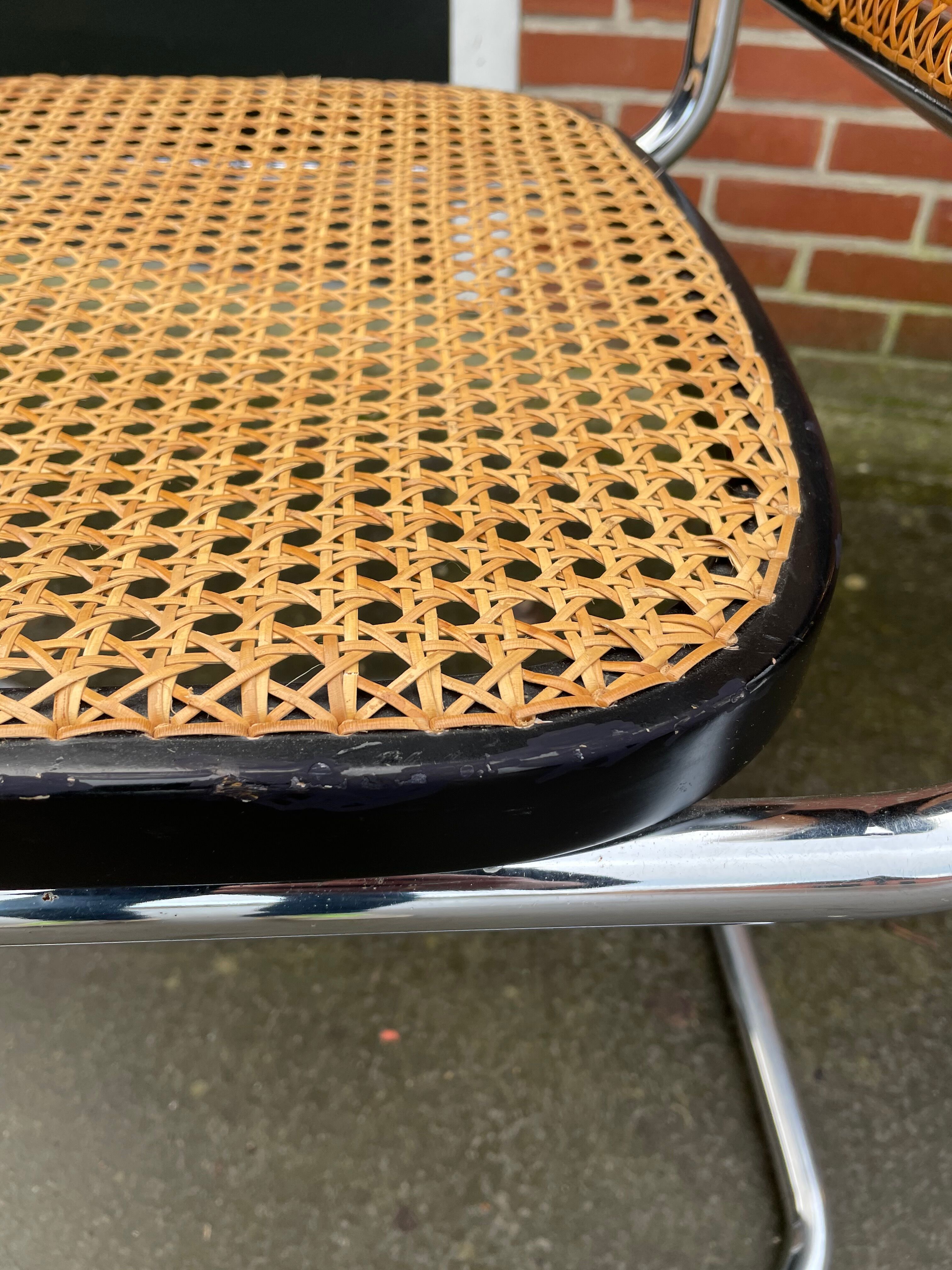 Cesca design chair b32 model in black and chrome