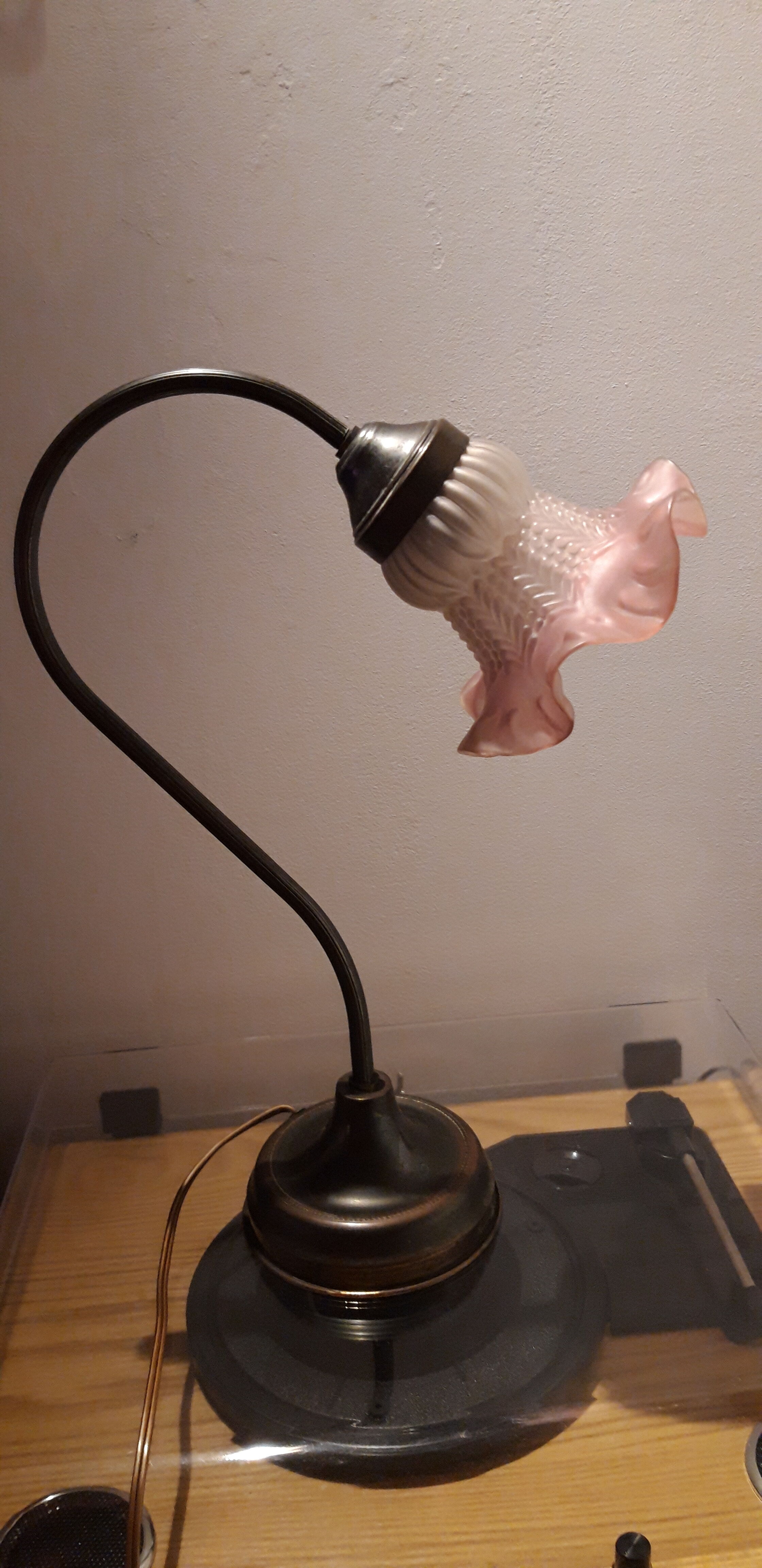 Art Deco sign collar lamp