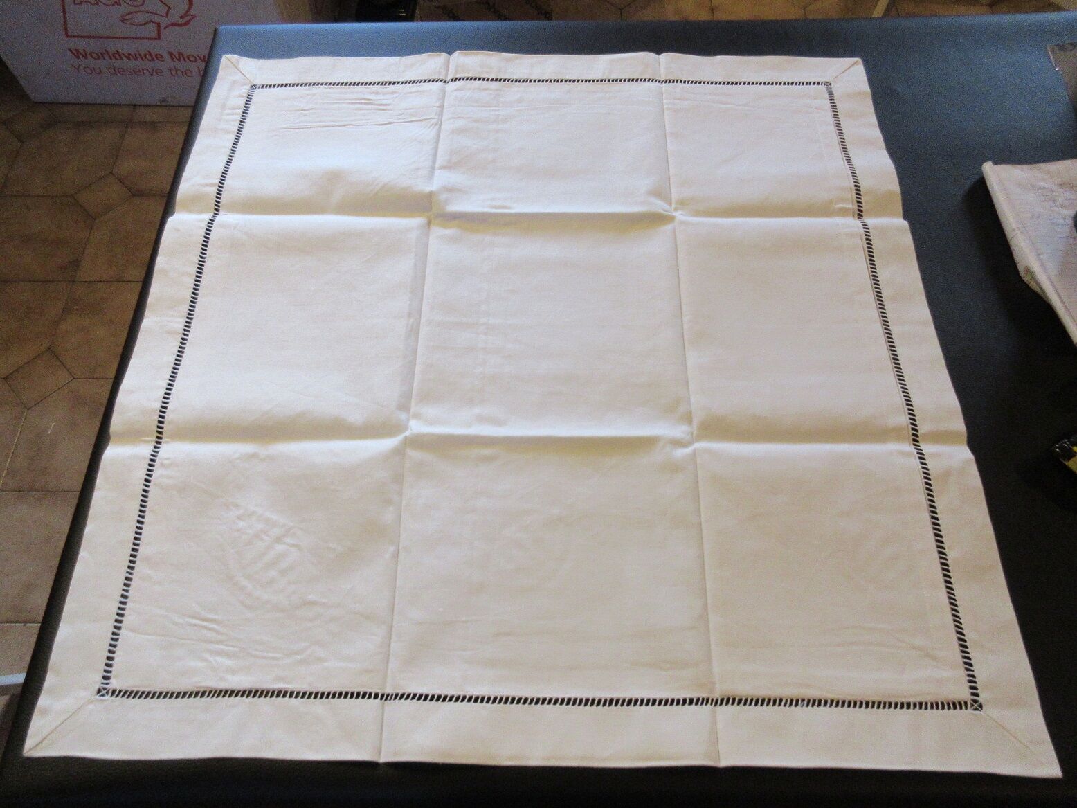 Former pair of new métis AC pillowcases