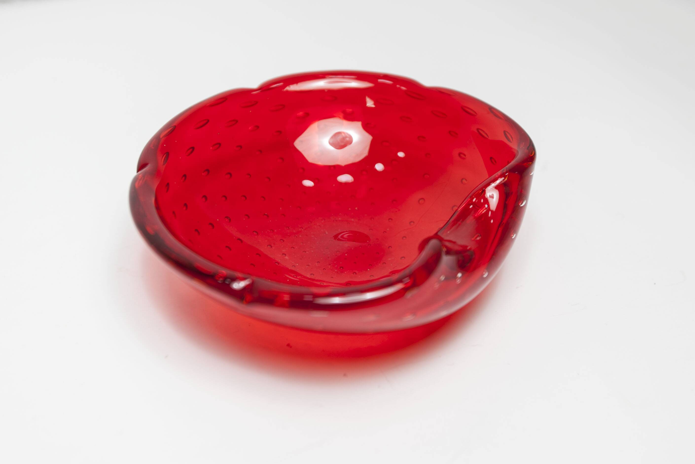Murano Ashtray "Strawberry" Seguso Murano Italy 1970s