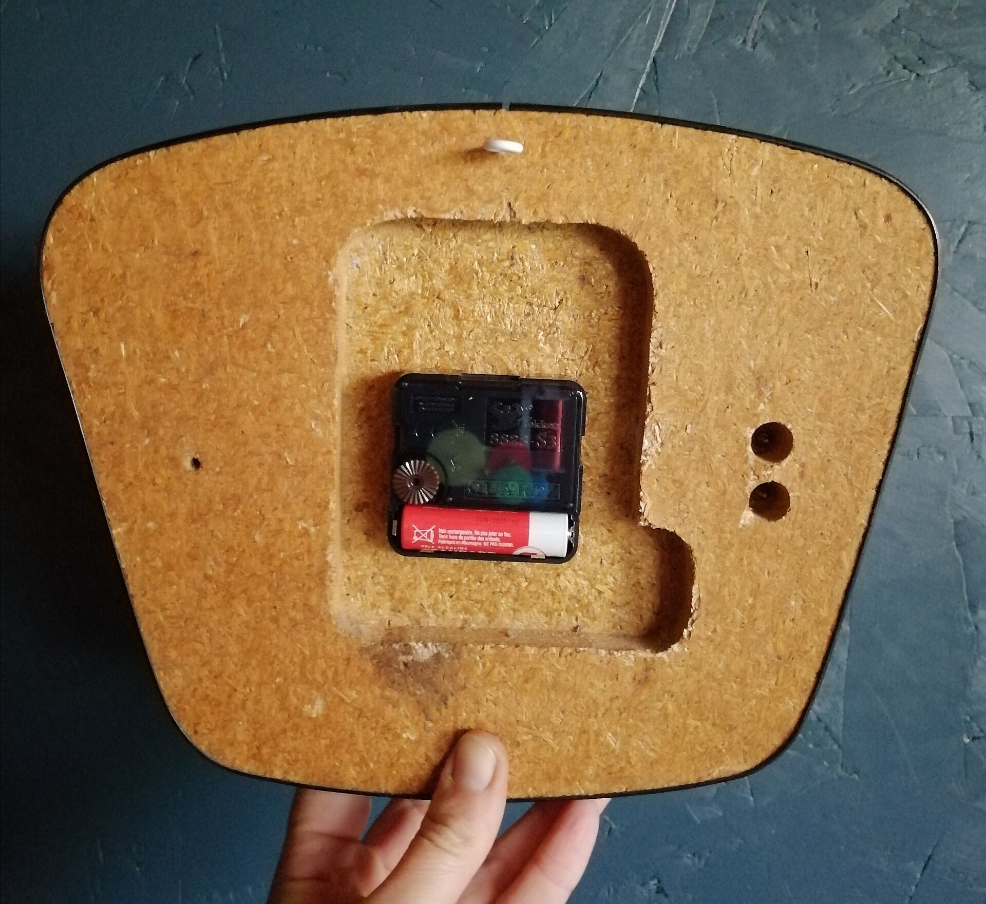 Clock formica vintage wall clock silent trapeze "Jaz yellow red"