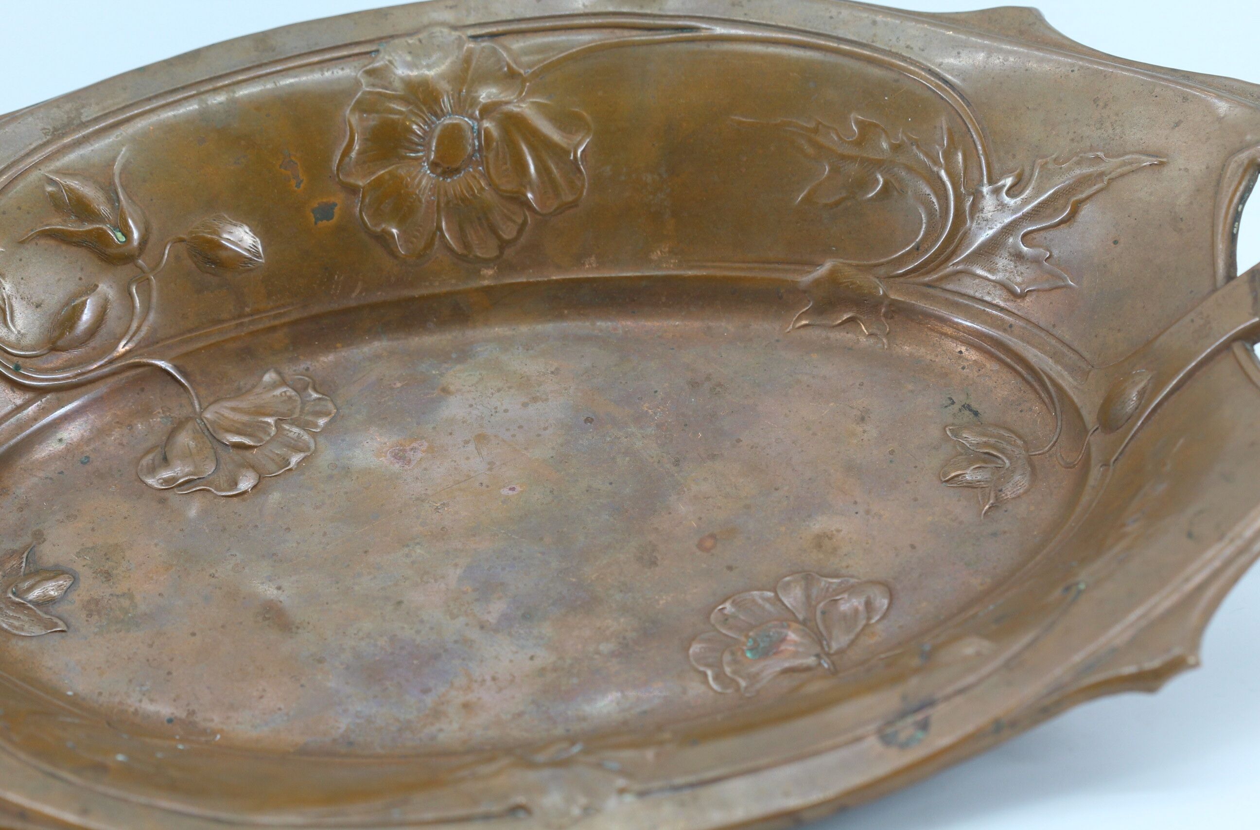 Dish basket art deco metal floral decoration