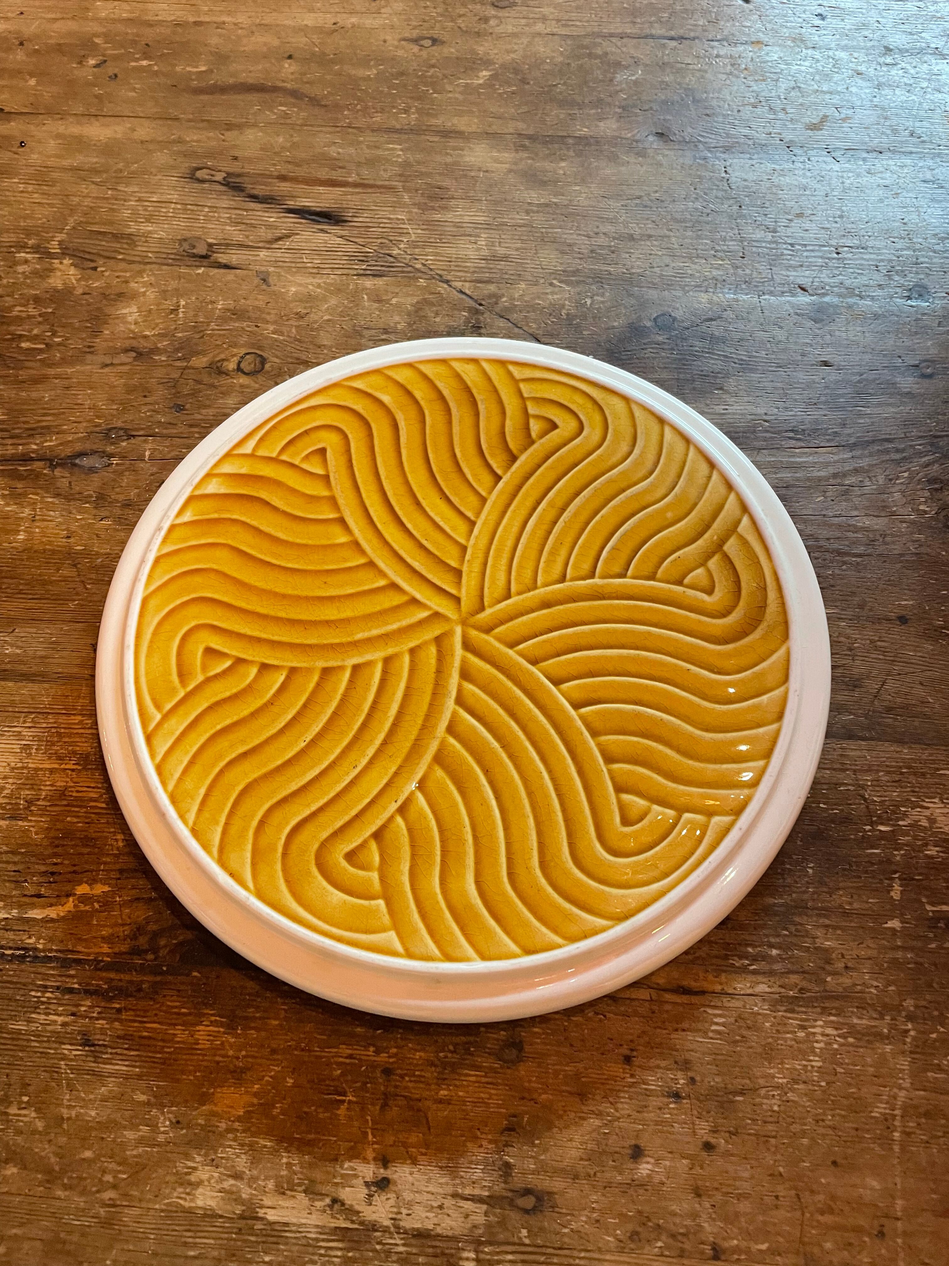 Sarreguemines art deco trivety