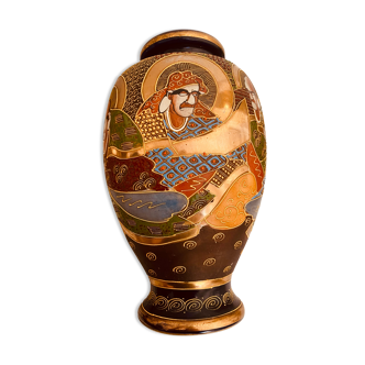 Satsuma vase