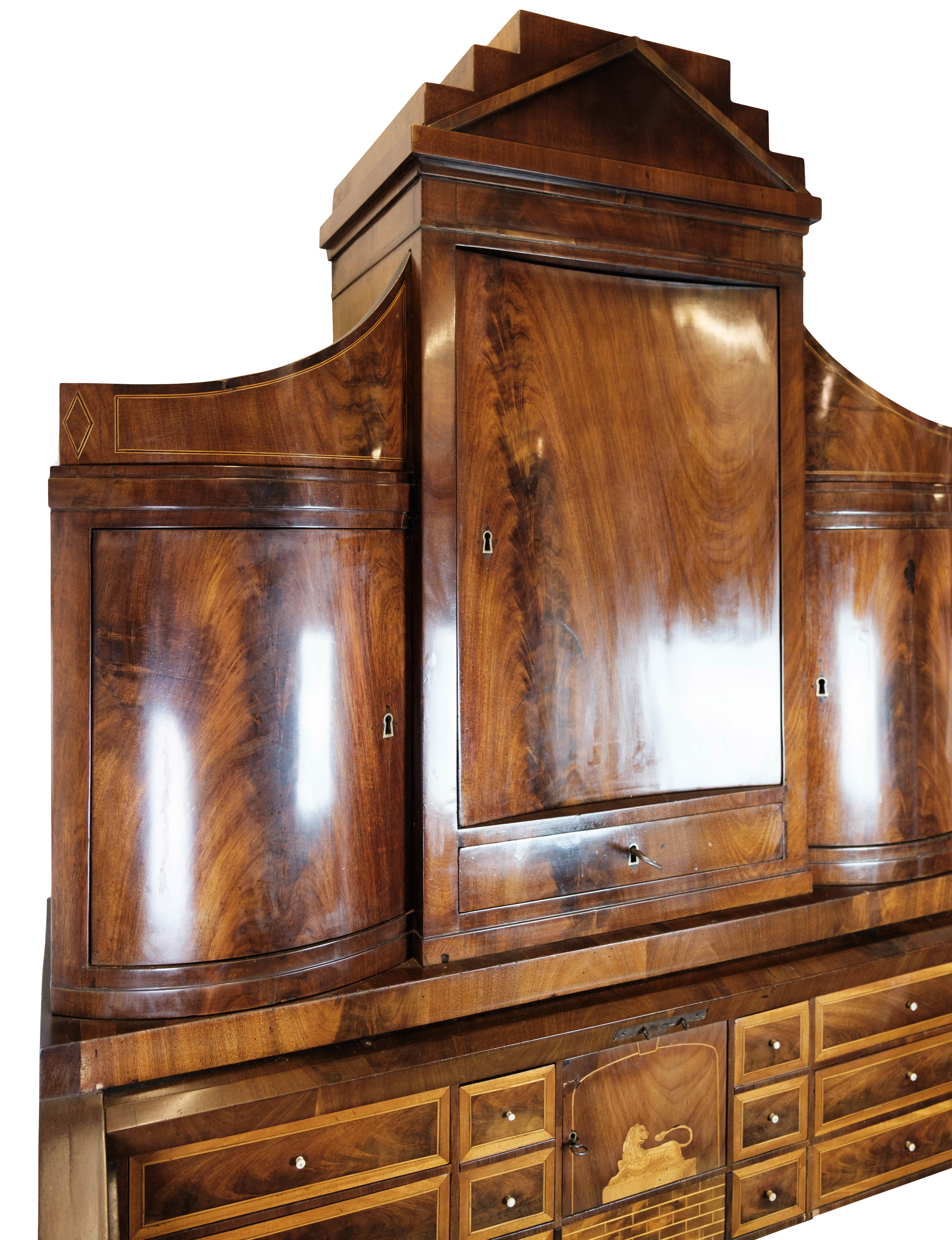 Empire bureau of hand polished mahogany, 1820s