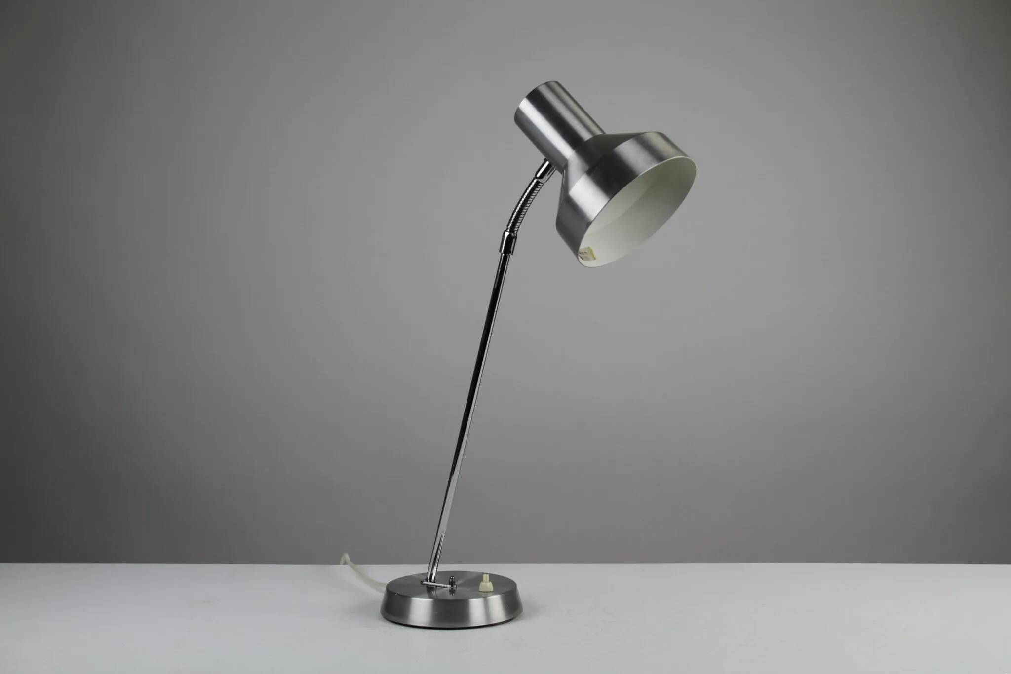 Eric Wärnå for EWÅ Armaturfabrik, Värnamo, Sweden — Model B-71 Desk Lamp, 1970s