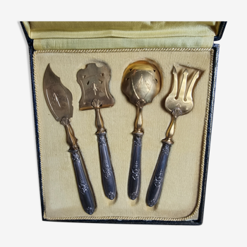 Set of cutlery with silver vermeil