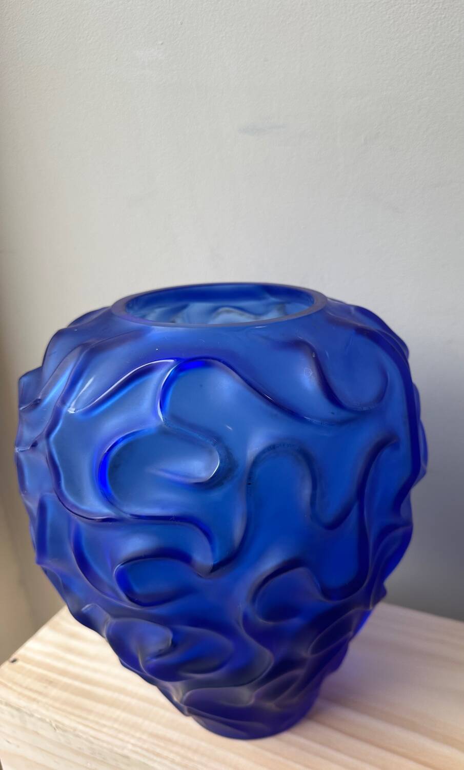 Blue frosted crystal vase Cristallerie de haute Bretagne France