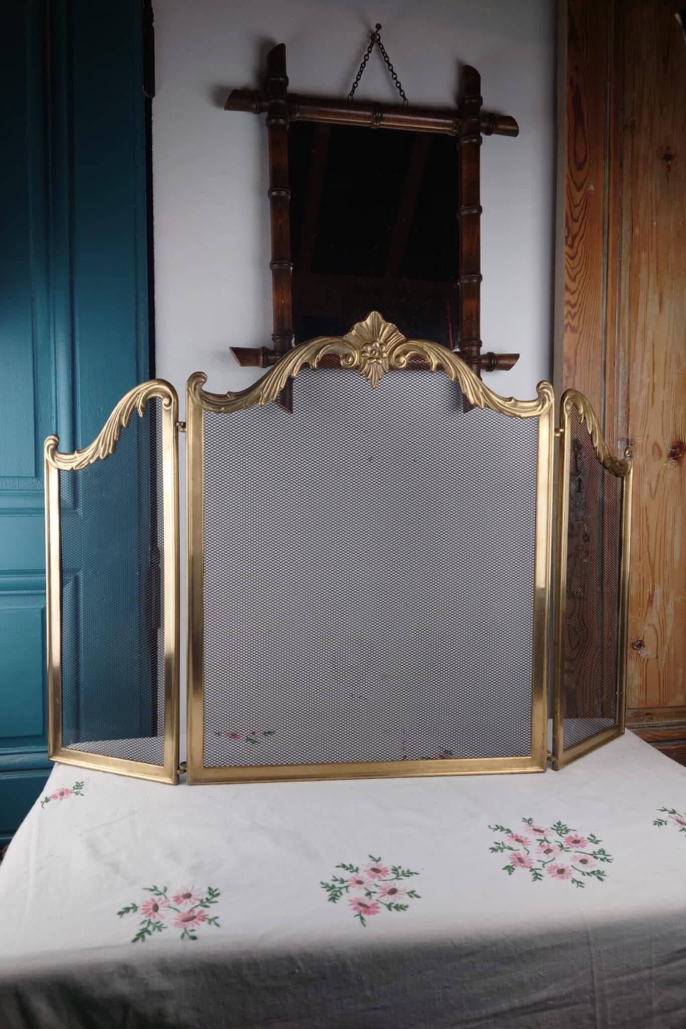 Antique Brass Fire Screen, Louis XV Style, L 83 cm / H 55 cm