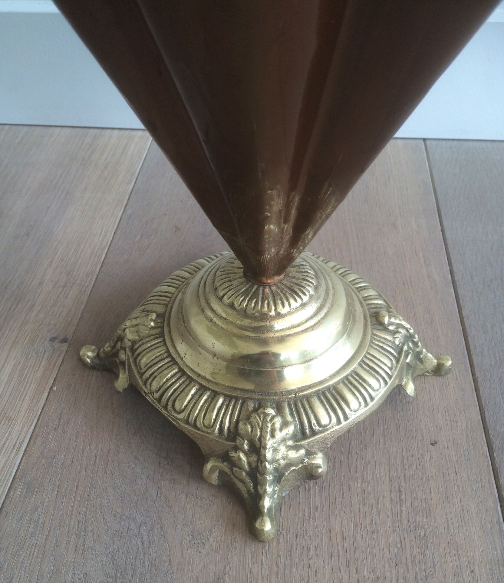 Umbrella brass