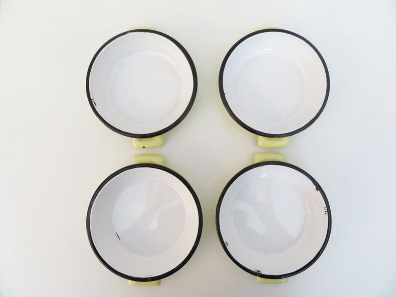 4 vintage enamel bowls