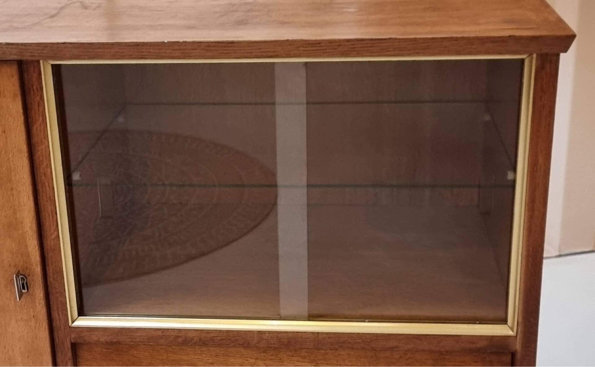 Mid-century display cabinet