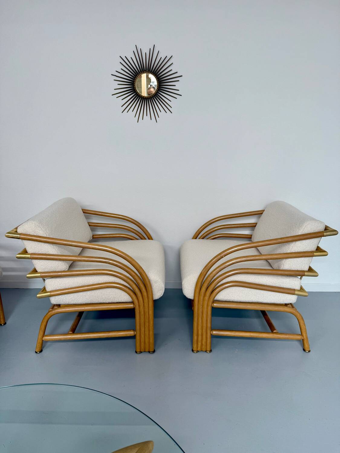 Complete living room with rattan sofa and white bouclette, brass finish, 80's design
