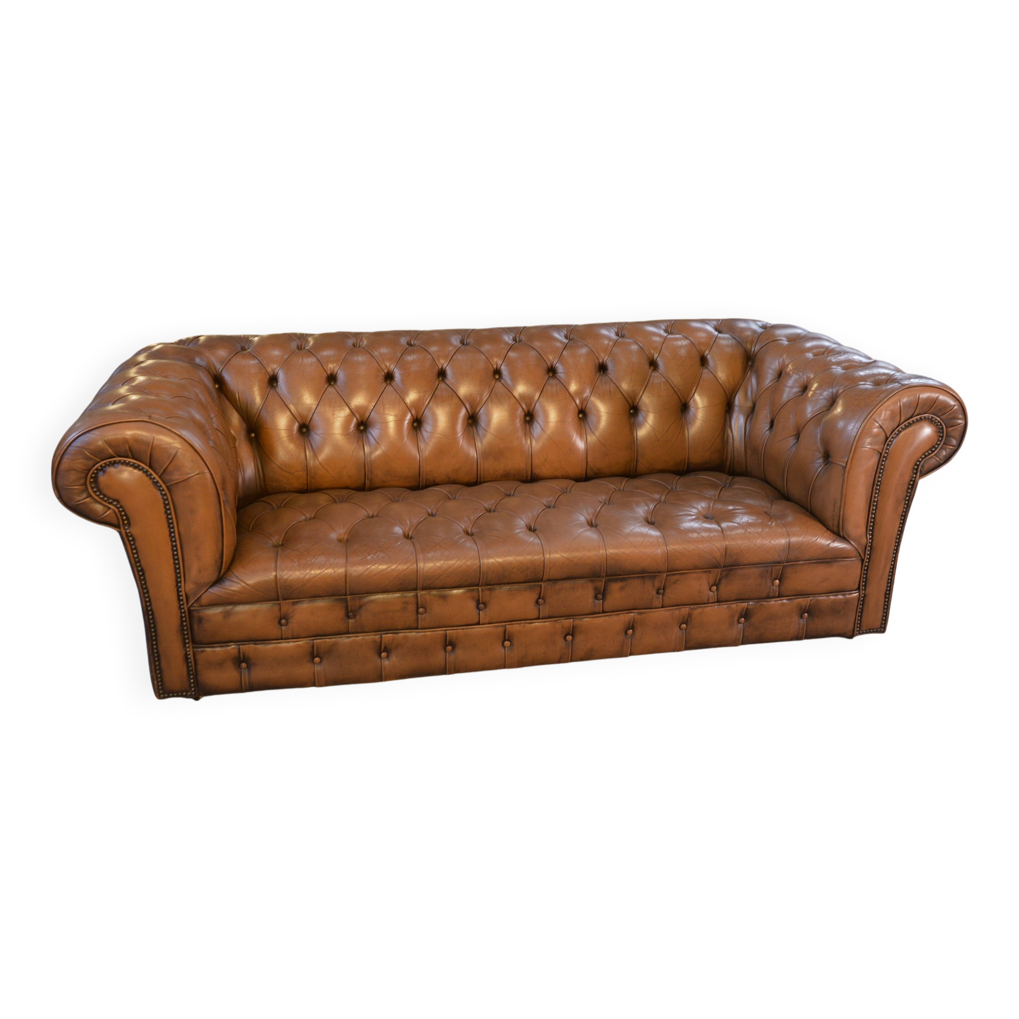 Chesterfield sofa in tan leather