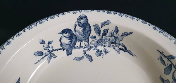 Plat creux rond ''Favori'' Sarreguemines bleu