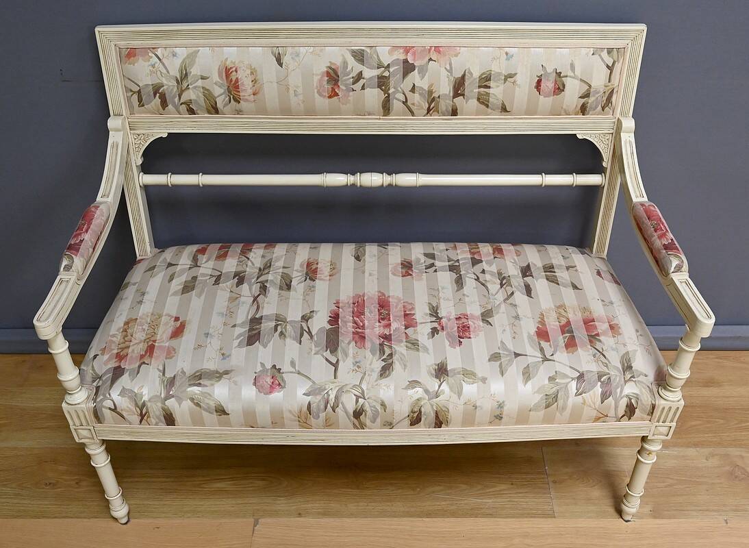 Louis XVI style lounge with benches and armchairs – 2nd part of the 20th century