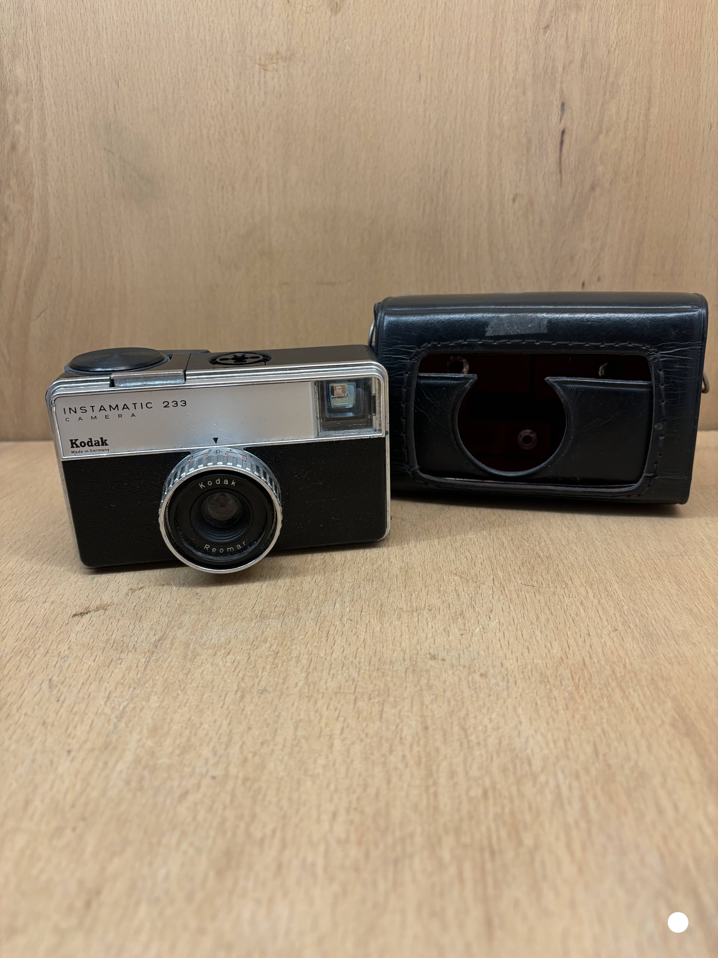 Instamatic 233 camera