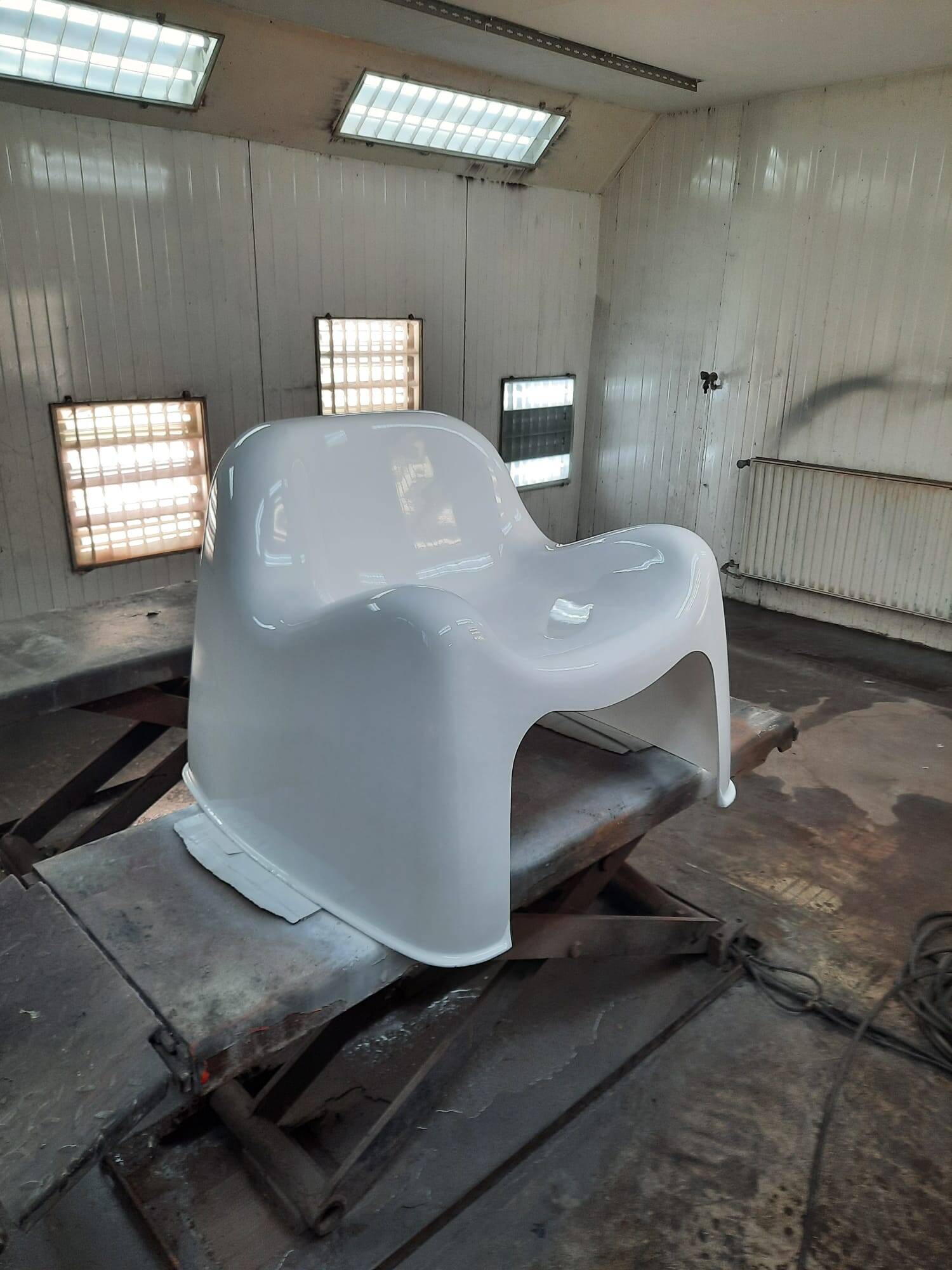 Toga armchair by Sergio Mazza