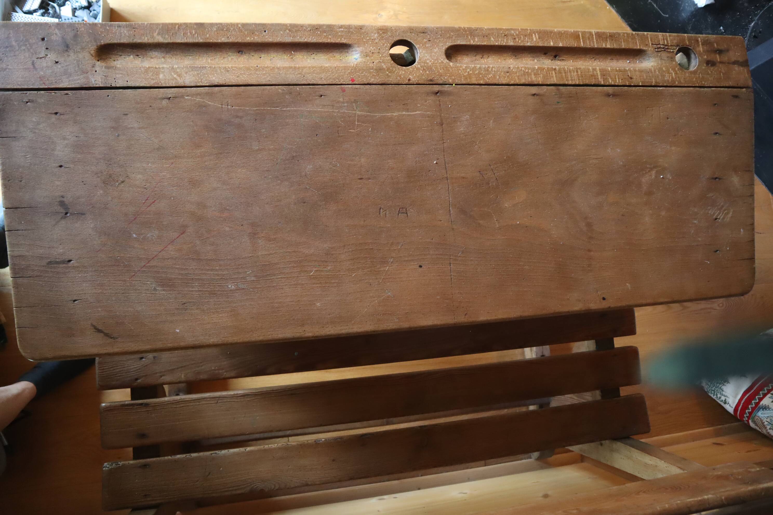 2-seater solid wood school desk