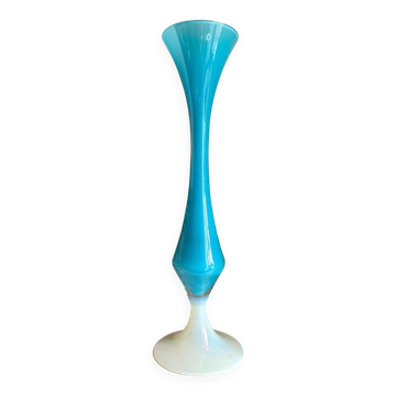 Vase, soliflore in blue and white opaline