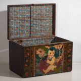 Antique oriental trunk in dark tones (c.1900) #4