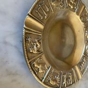 Cendrier horoscope en bronze doré vintage