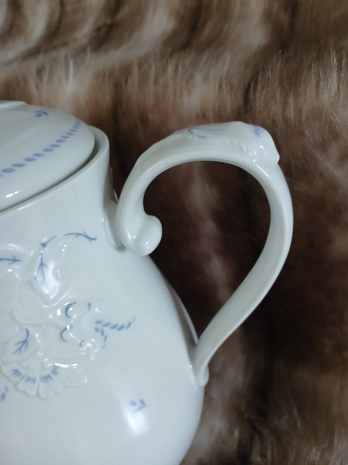 Antique Bavaria "Heiderose" coffee pot/teapot